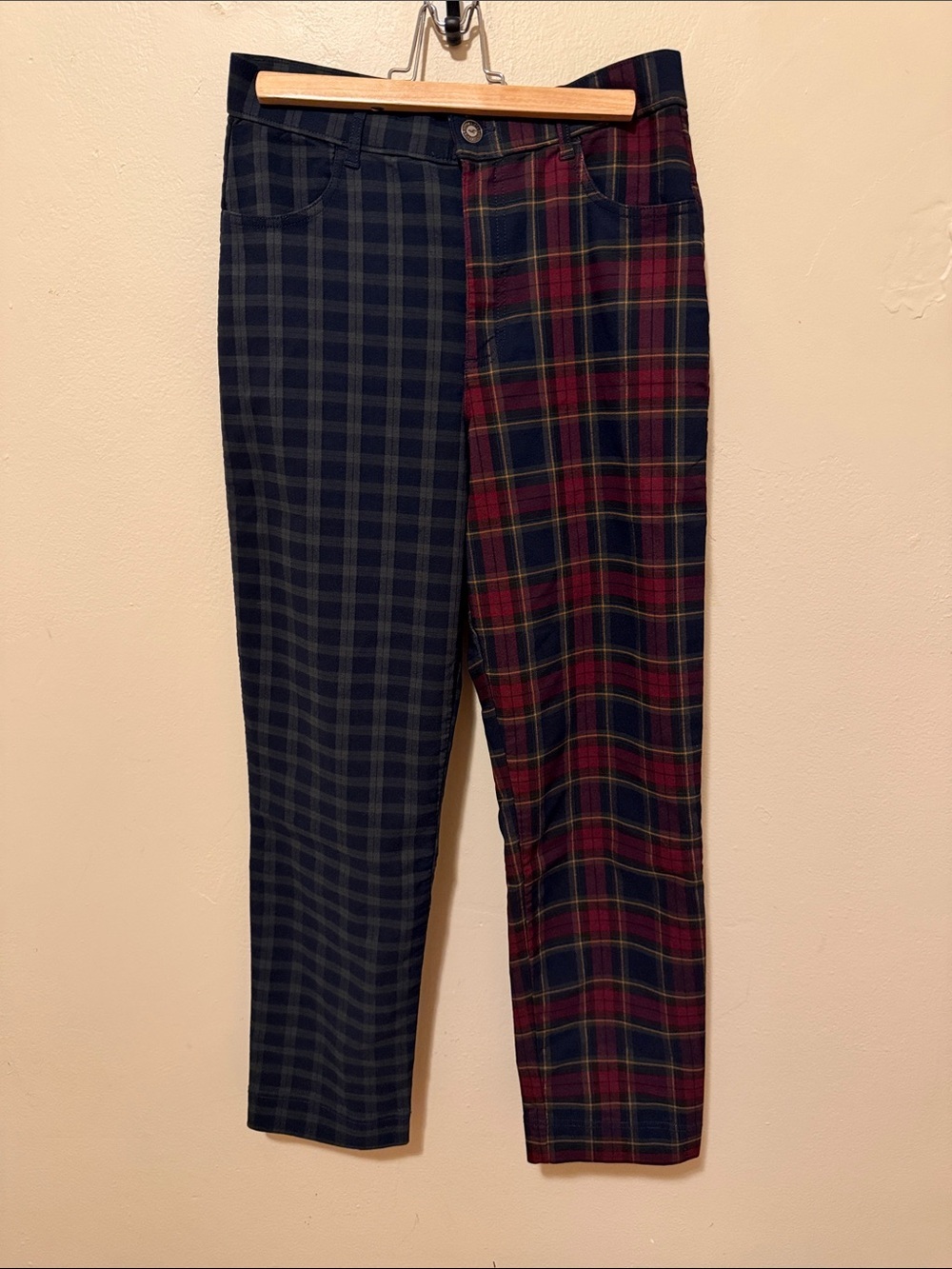Hollister Two-Tone Plaid Chinos in Navy & Burgundy